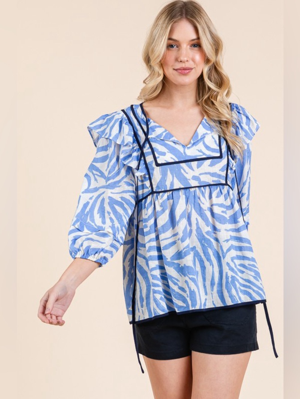 Lime 'N' Chili Graphic Print Solid Trim Quarter Sleeve Blouse - Picture 4 of 14